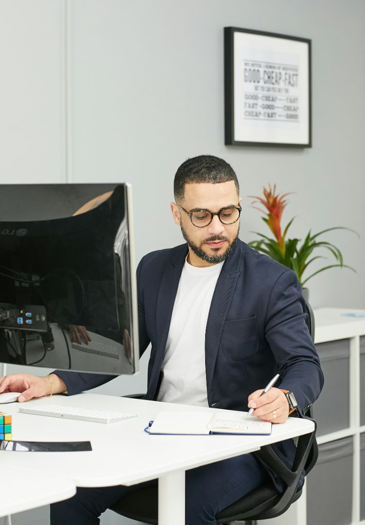 zbra-marketing-N4AK7Vy1McM-unsplash (1).jpg